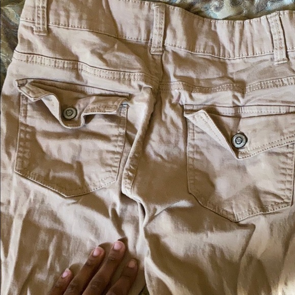 Khaki pants - Picture 4 of 8